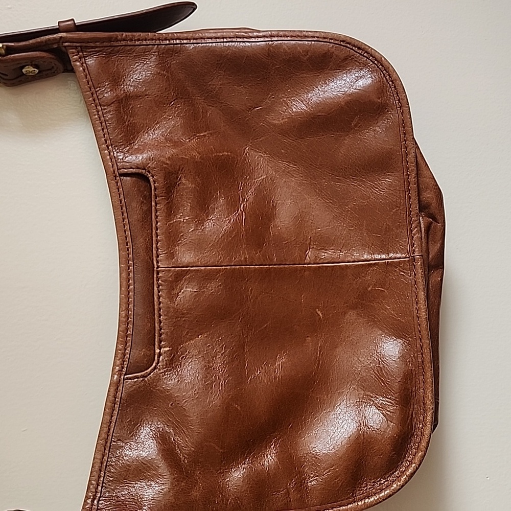 HOBO Vintage Grunge Distressed Rich Brown 100% Genuine Leather Shoulder Bag - Picture 4 of 14